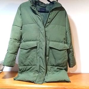Everlane poly filled winter coat size xs